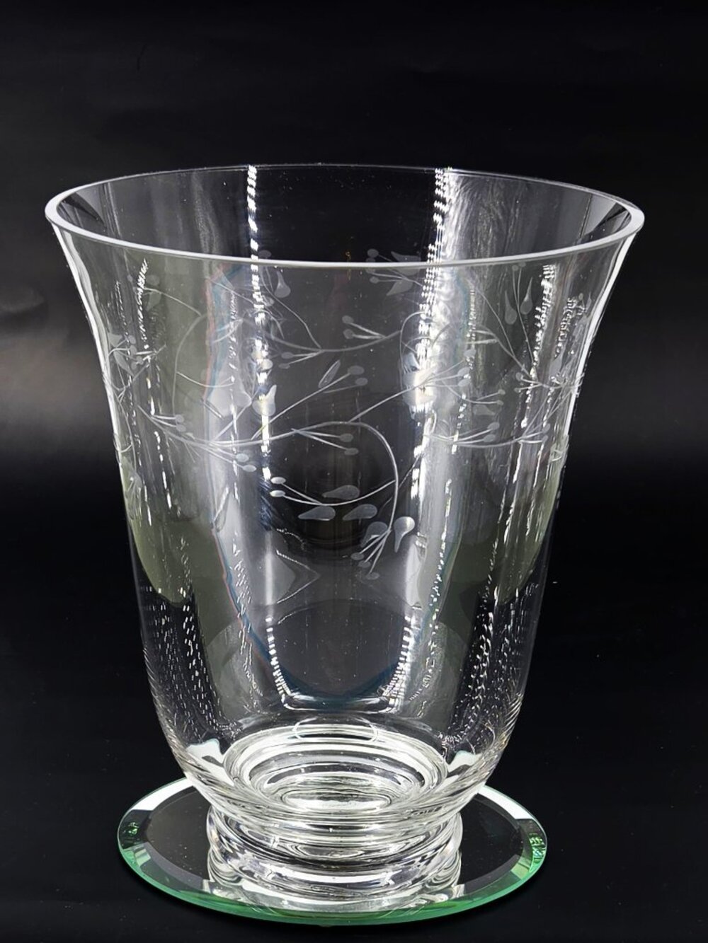 Longaberger VTG Etched Glass Vase W/Vine & Leaves Flared Top Footed Base 10" T.